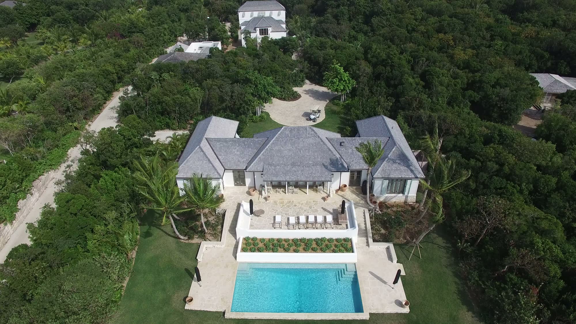 Aerial view of a Sagoma-built residence on Harbour Island