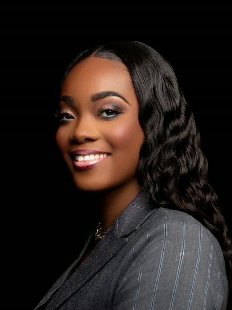 Hendia Hinds